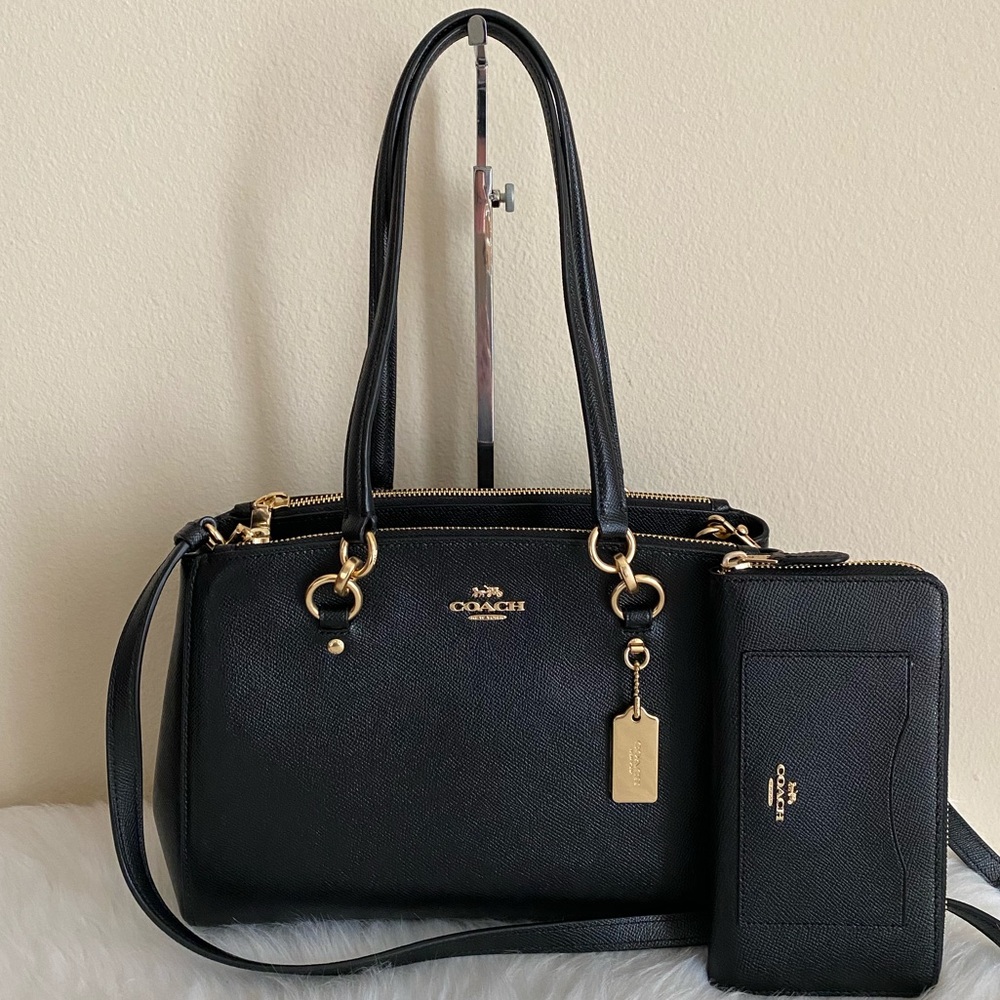 Coach purse and wallet set